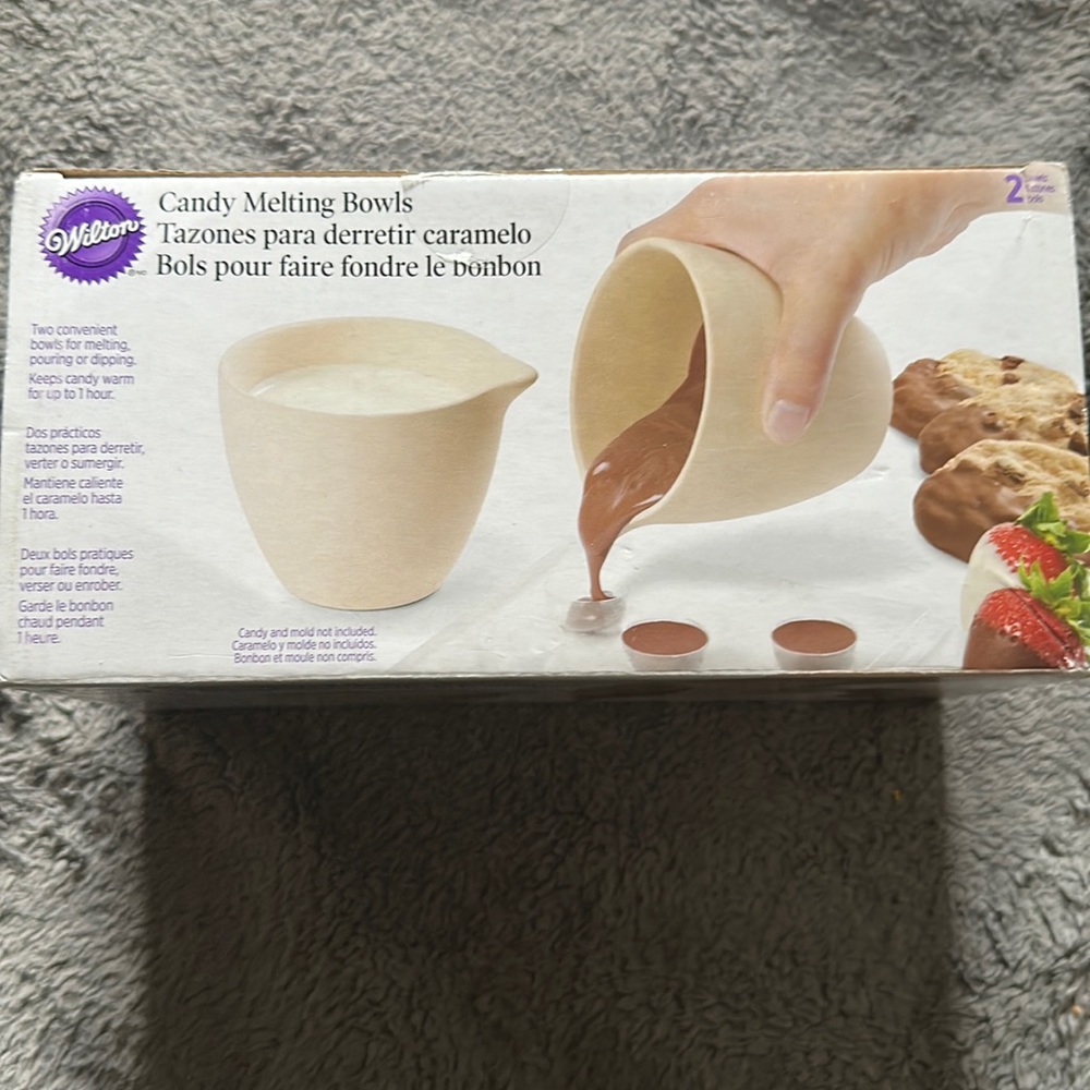 Two convenient bowls for melting, pouring or dipping, candy, melting balls
